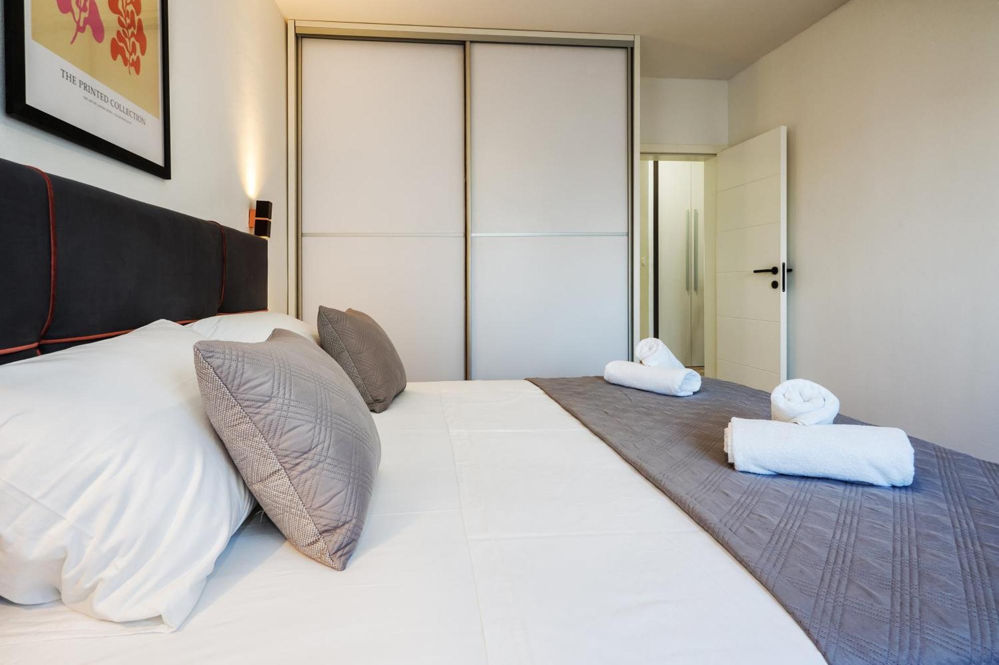 3-Bedroom Sea View Apartment - Balcony, Elevator - Spinut, Split Exterior foto